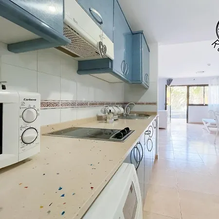 Family Casa Rosetta 4 Persons - Wifi And Pool Service Apartment Corralejo